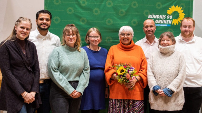 Claudia Roth wurde zur Direktkandidatin der Augsburger GRÜNEN für die Bundestagswahlen 2025 gewählt